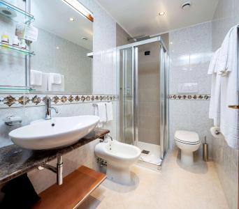 Best Western Plus Tigullio Royal - 10