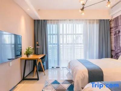 Xinyang City Celebrity - 100