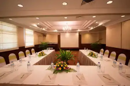 Diamond Westlake Suites - 17