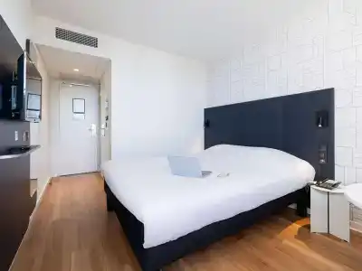 ibis Beziers Est Mediterranee A9/A75 - 4