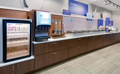 Holiday Inn Express & Suites - Nearest Universal Orlando, an IHG - 11