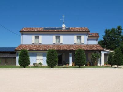 Insolent Inn - 18