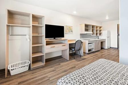 Comfort Suites - 47