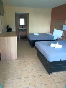 Altamonte Springs and Suites - 30