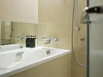 Mitsui Garden Osaka Premier - 16