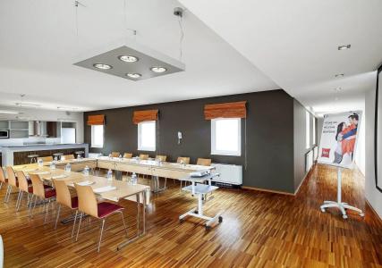 Ibis Praha Old Town - 13