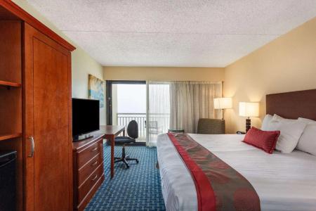 Ramada Plaza by Wyndham Virginia Beach - 50
