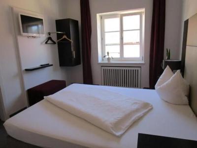 Münchner Hof - 41