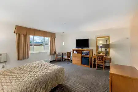 Breeze Inn - 118