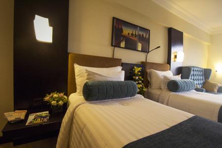 Sterlings Mac & Suites - 120