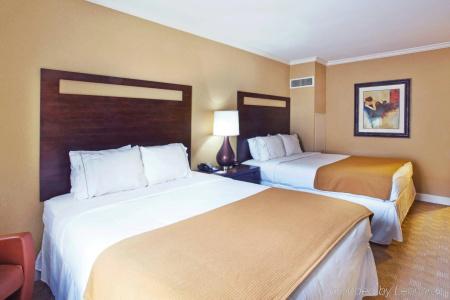 Holiday Inn Express Savannah - Historic District, An Ihg - 2