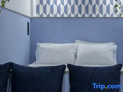 Acro Urban Suites - 124