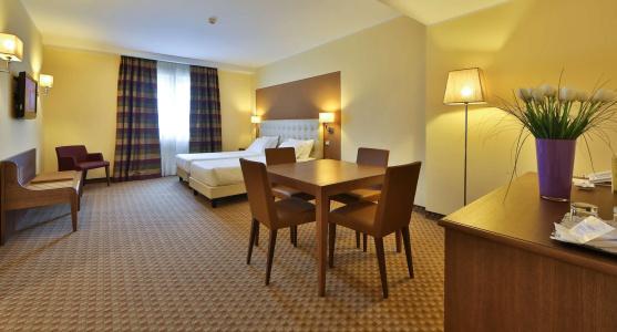 Best Western Grand Guinigi - 13