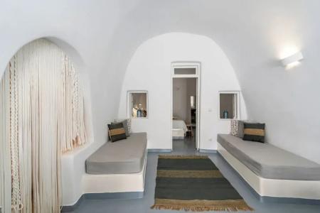 Cliff Side Suites - 102