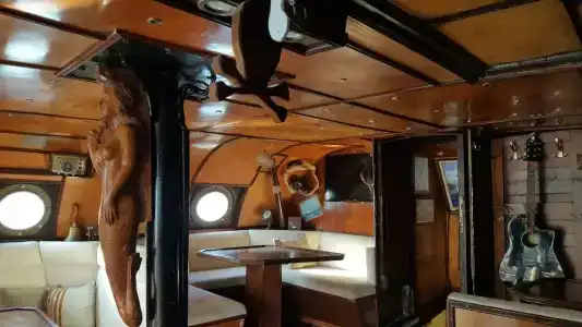 Boat Ms Cutty Jean - 12
