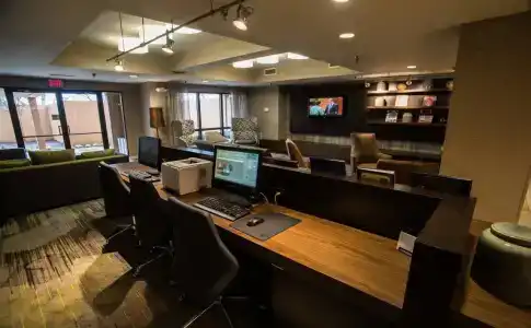 Courtyard by Marriott Nashville at Opryland - 15