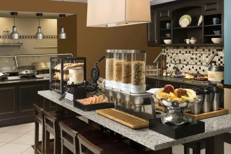 Hilton Garden Inn/Hanes Mall - 29
