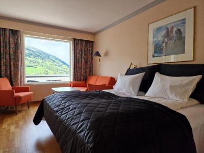 Olden Fjordhotel - 24