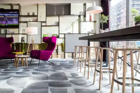 Park Inn by Radisson Frankfurt Airport - 8