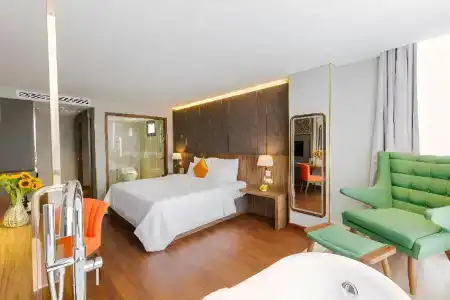 Winsuites Saigon - 31