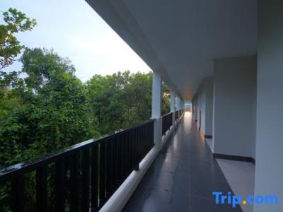 New Riverside - 81