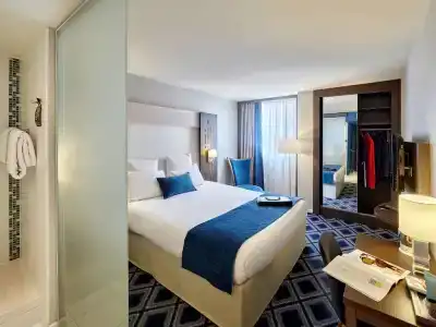 Mercure Cathedrale - 53
