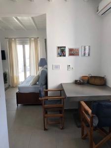 Amperian Mykonos Suites & Villas - 152