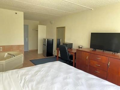Miami Gardens Inn & Suites - 72