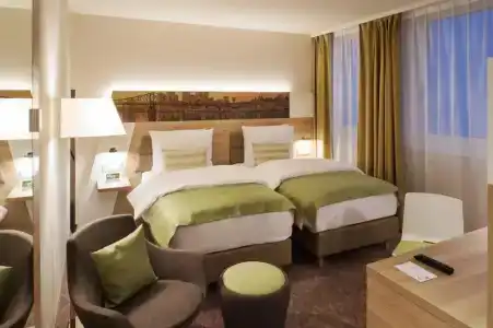 Holiday Inn Frankfurt Airport, An Ihg - 40