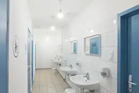 Absolut City Hostel - 24