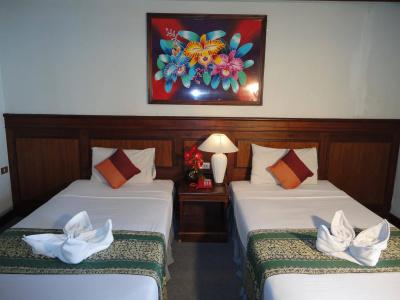 D2 lamoon resotel-SHA Extra plus - 2