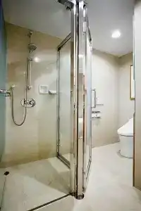 Nikko Kansai Airport - 3 mins walk to the airport - 41