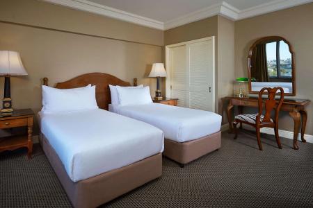 Stamford Plaza - 61