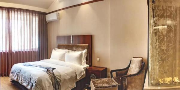 Lijiang Huama - 79