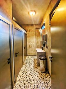 Хостел Nomad Karakoy - 25
