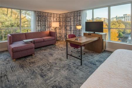 Hampton Inn And Suites By Hilton Portland-Pearl District - 39