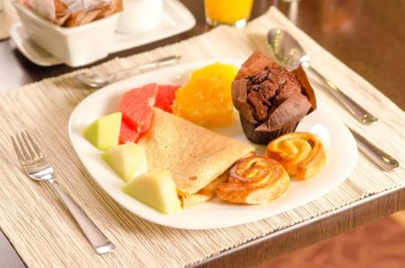 DoubleTree by Hilton Bucharest Unirii Square - 11
