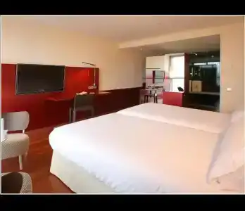 Reina Petronila - 45