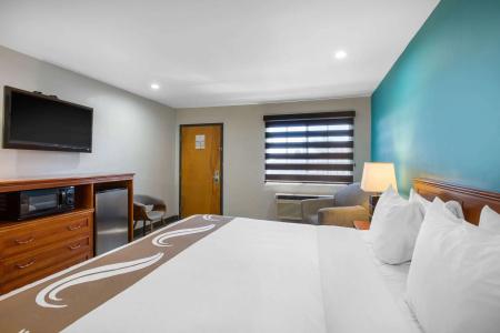 Quality Inn Near Hollywood Walk of Fame - 27