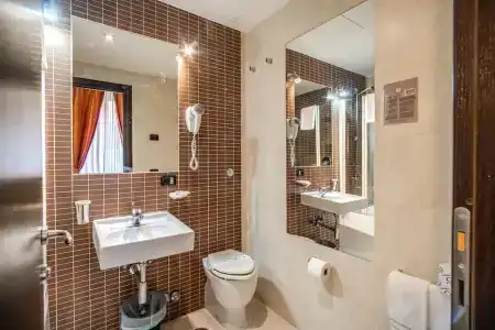 Everest Inn Rome - 74