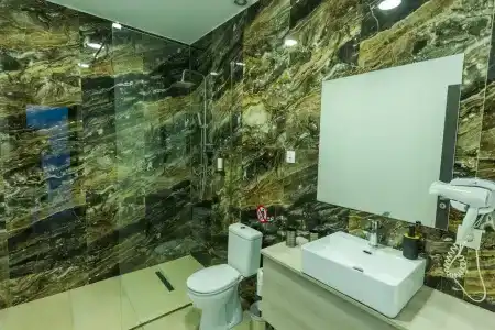 Bamboo Suites Boutique - 93