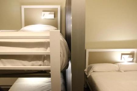 Poshtel - Premium - 49