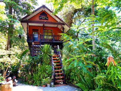 Khao sok tree house resort - 15