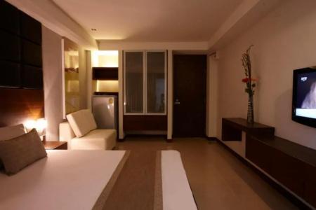 The Bangkok Cha Cha Suite - 11