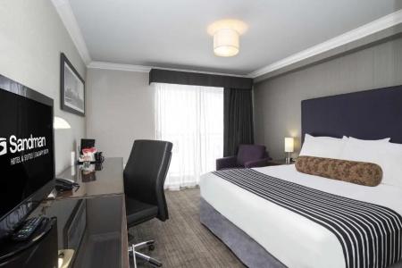 Sandman & Suites South - 57