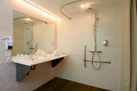 Arc-En-Ciel Colmar Contact Hotel - 74