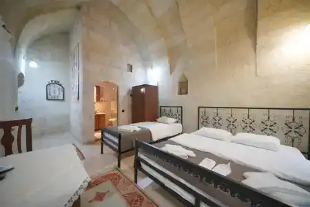 View Cave - 122