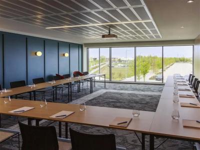Novotel Cambridge North - 7