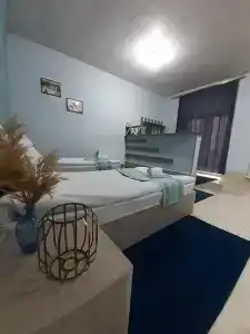 Lind Hostel and Guest House - 42