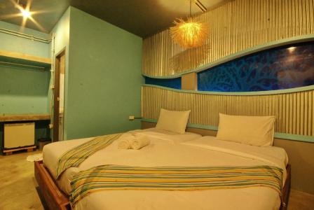 Seabox Khaolak Hostel - 10